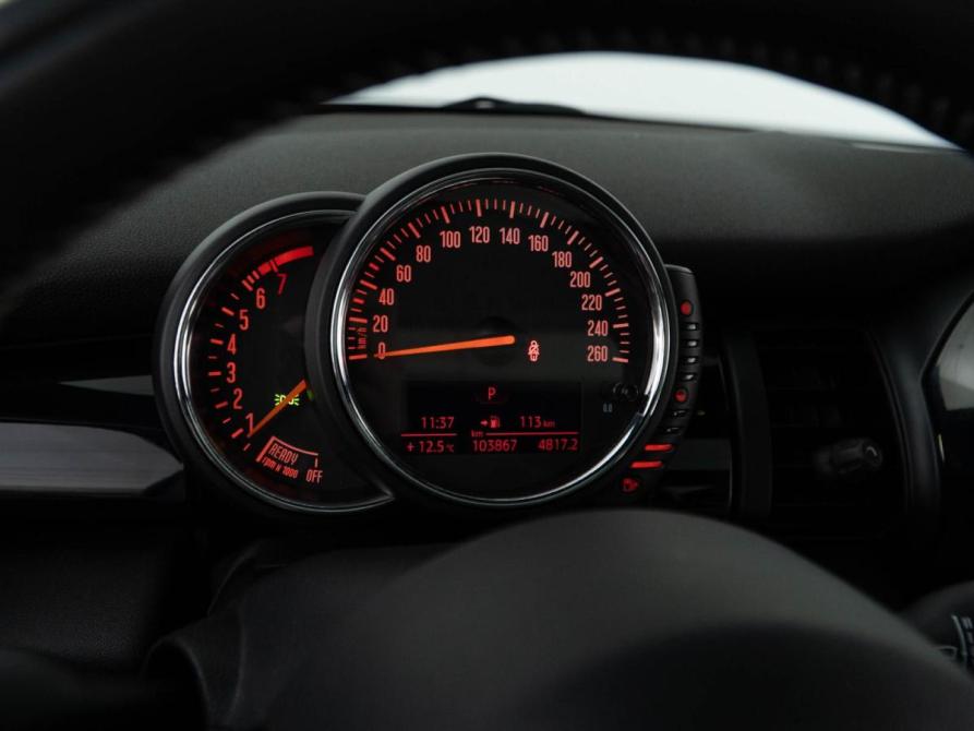 Mini Hatch III (F55/F56) Москва  - изображение 24