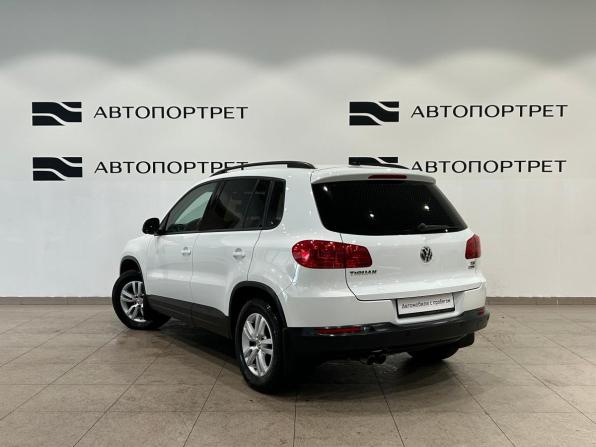 Volkswagen Tiguan I Рестайлинг с пробегом 2015 года, цена 1 009 000 рублей, 209081 км, внедорожник, Автокод Объявления