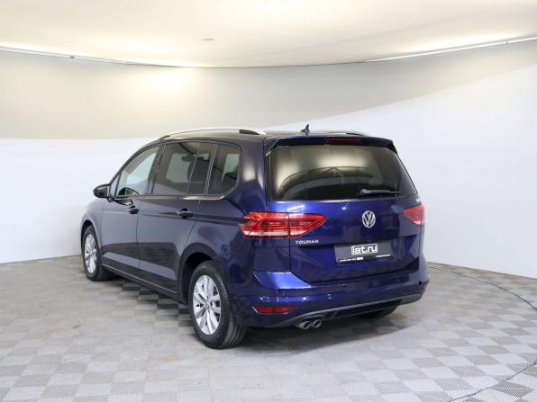 Volkswagen Touran II с пробегом 2018 года, цена 1 790 000 рублей, 212145 км, компактвэн, Автокод Объявления