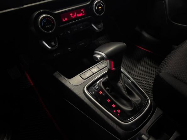 Kia Rio IV Рестайлинг с пробегом 2021 года, цена 1 749 000 рублей, 54000 км, седан, Автокод Объявления