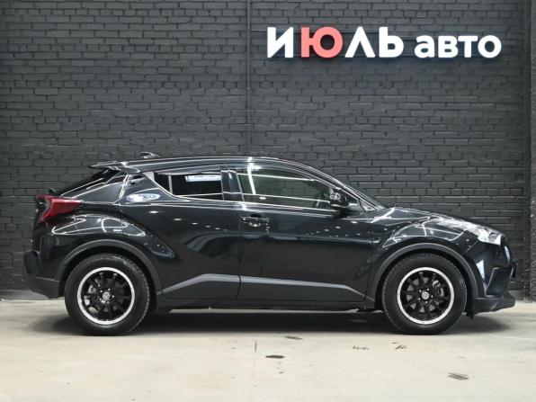Toyota C-HR I с пробегом 2018 года, цена 2 300 000 рублей, 89382 км, внедорожник, Автокод Объявления