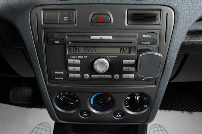 Ford Fusion I Рестайлинг с пробегом 2007 года, цена 499 000 рублей, 205000 км, хэтчбек, Автокод Объявления