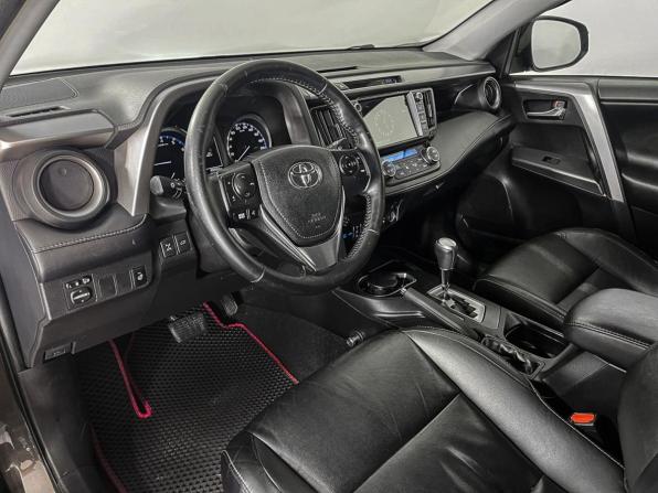 Toyota RAV4 IV (XA40) Рестайлинг с пробегом 2019 года, цена 2 514 000 рублей, 99808 км, внедорожник, Автокод Объявления