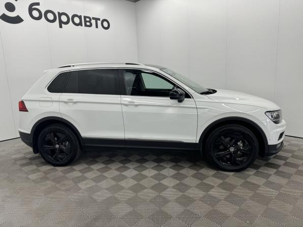 Volkswagen Tiguan II с пробегом 2018 года, цена 2 100 000 рублей, 167542 км, внедорожник, Автокод Объявления
