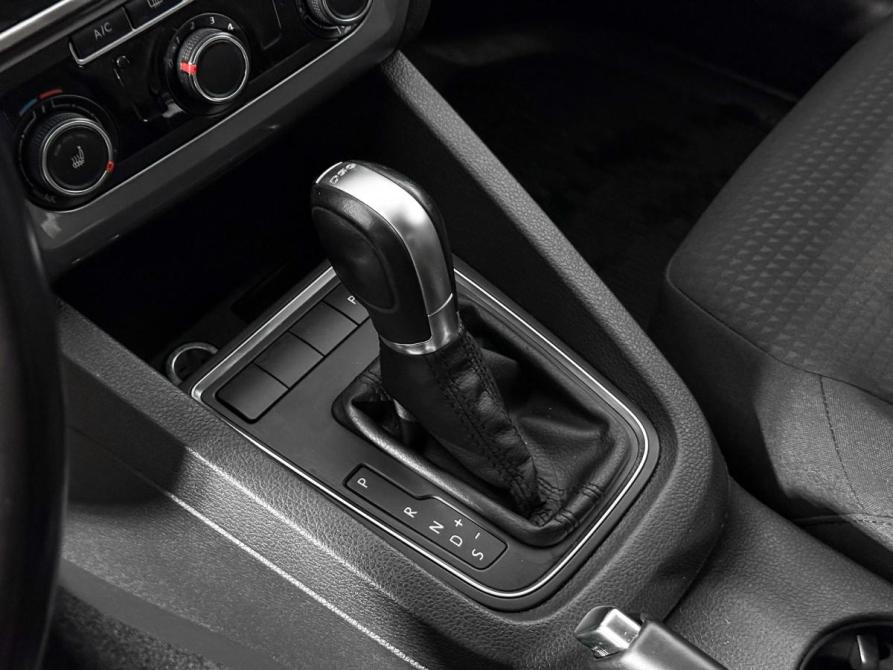 Volkswagen Jetta VI Рестайлинг Санкт-Петербург  - изображение 11