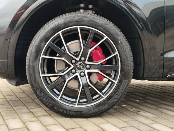 Audi Q5 II (FY) Рестайлинг с пробегом 2025 года, цена 5 699 000 рублей, 68 км, внедорожник, Автокод Объявления