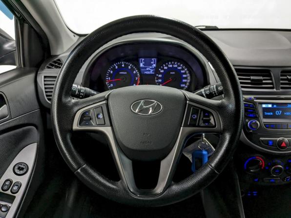 Hyundai Solaris I Рестайлинг с пробегом 2016 года, цена 850 000 рублей, 140606 км, седан, Автокод Объявления