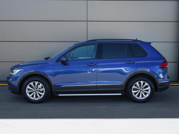 Volkswagen Tiguan II Рестайлинг с пробегом 2021 года, цена 2 898 000 рублей, 29230 км, внедорожник, Автокод Объявления