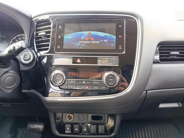Mitsubishi Outlander III Рестайлинг 3 с пробегом 2020 года, цена 2 400 000 рублей, 103550 км, внедорожник, Автокод Объявления