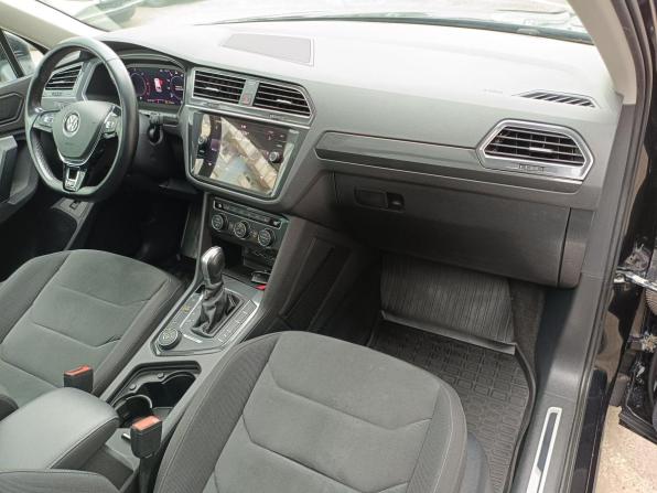 Volkswagen Tiguan II с пробегом 2019 года, цена 2 499 000 рублей, 134329 км, внедорожник, Автокод Объявления