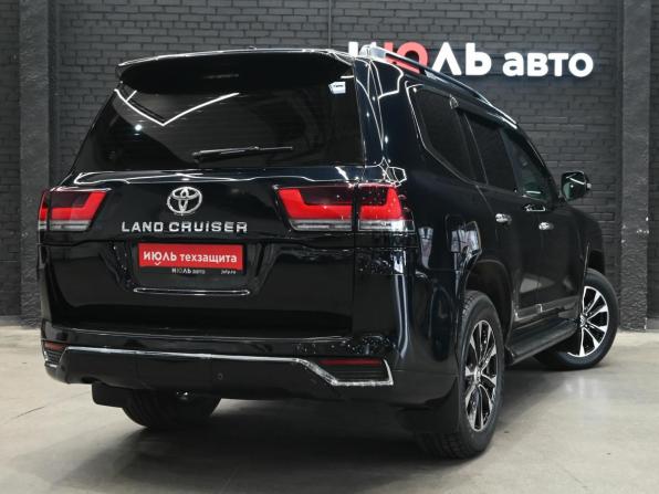 Toyota Land Cruiser 200 Series Рестайлинг 2 с пробегом 2015 года, цена 5 200 000 рублей, 220676 км, внедорожник, Автокод Объявления