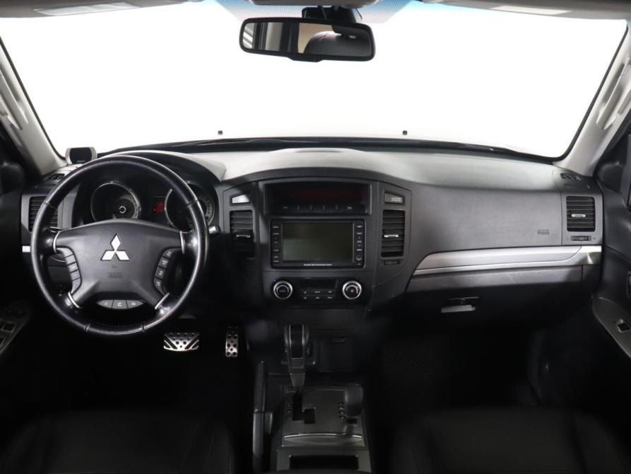 Mitsubishi Pajero IV Рестайлинг 1 Москва  - изображение 13