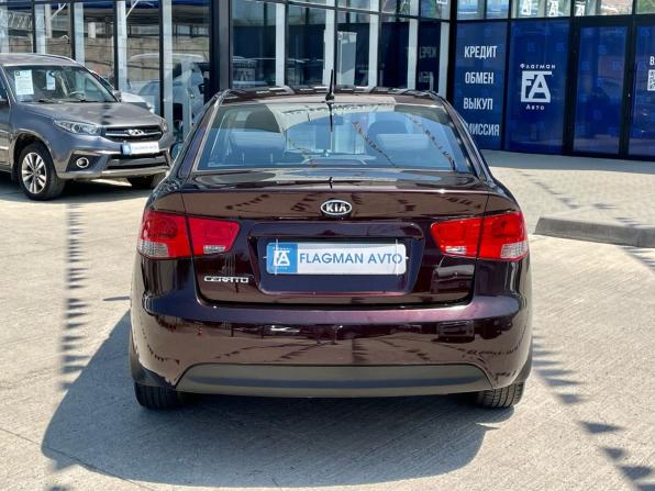 Kia Cerato II с пробегом 2010 года, цена 850 000 рублей, 248000 км, седан, Автокод Объявления