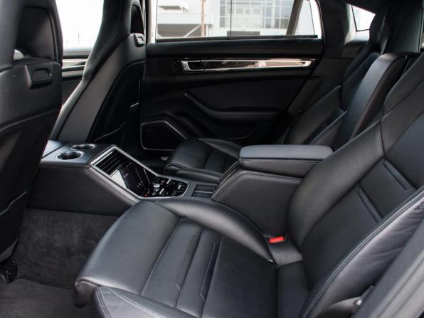 Porsche Panamera II с пробегом 2017 года, цена 5 931 325 рублей, 158571 км, лифтбек, Автокод Объявления