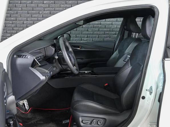 Toyota Camry IX (XV80) China Market с пробегом 2026 года, цена 4 330 000 рублей, 41 км, седан, Автокод Объявления