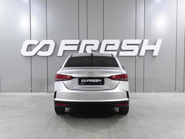 Hyundai Solaris II Рестайлинг с пробегом 2021 года, цена 1 659 000 рублей, 81811 км, седан, Автокод Объявления