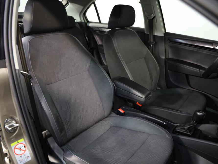 Volkswagen Polo VI Санкт-Петербург  - изображение 22