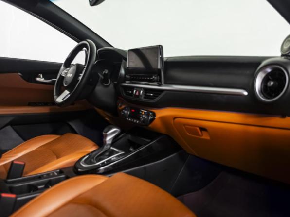 Kia K3 II с пробегом 2021 года, цена 2 168 000 рублей, 39000 км, седан, Автокод Объявления