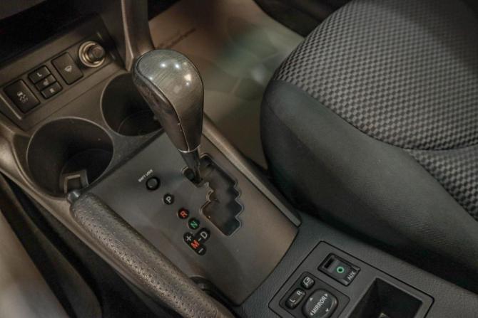 Toyota RAV4 III (XA30) Рестайлинг с пробегом 2012 года, цена 1 379 000 рублей, 202000 км, внедорожник, Автокод Объявления