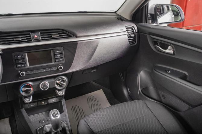 Kia Rio IV Рестайлинг с пробегом 2021 года, цена 1 499 000 рублей, 88000 км, седан, Автокод Объявления