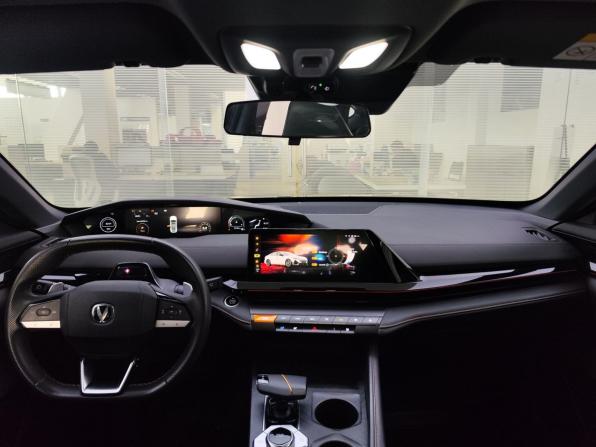 Changan UNI-V I с пробегом 2023 года, цена 2 150 000 рублей, 66794 км, лифтбек, Автокод Объявления