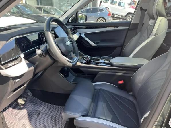 Geely Atlas II с пробегом 2024 года, цена 2 760 000 рублей, 36054 км, внедорожник, Автокод Объявления