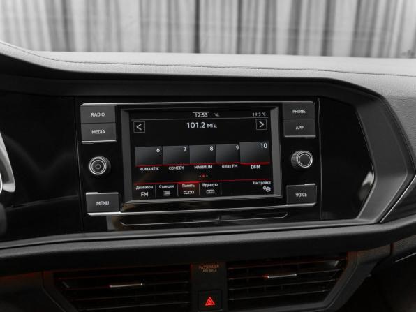 Volkswagen Jetta VII с пробегом 2020 года, цена 2 290 000 рублей, 40099 км, седан, Автокод Объявления