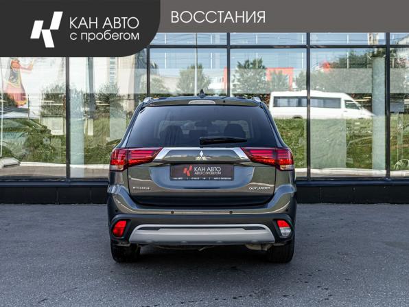 Mitsubishi Outlander III Рестайлинг 3 с пробегом 2019 года, цена 1 866 800 рублей, 169481 км, внедорожник, Автокод Объявления
