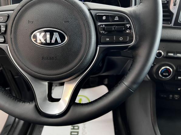 Kia Sportage IV с пробегом 2018 года, цена 1 645 000 рублей, 210609 км, внедорожник, Автокод Объявления