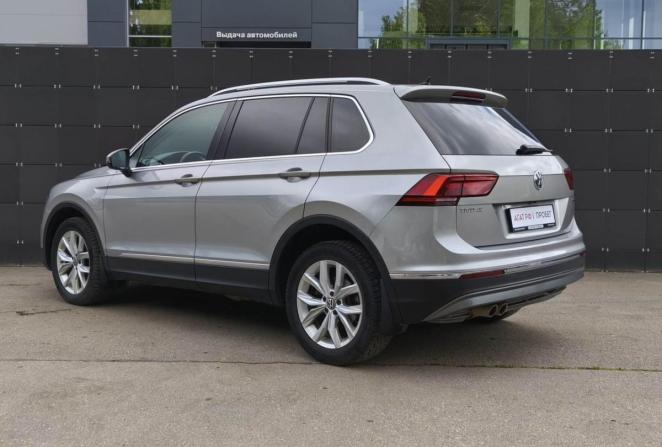 Volkswagen Tiguan II с пробегом 2018 года, цена 2 300 000 рублей, 150926 км, внедорожник, Автокод Объявления