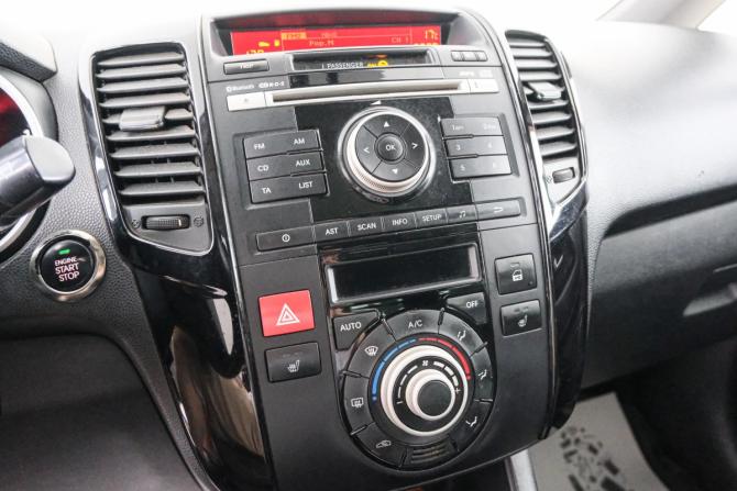 Kia Venga I с пробегом 2013 года, цена 949 000 рублей, 120600 км, компактвэн, Автокод Объявления
