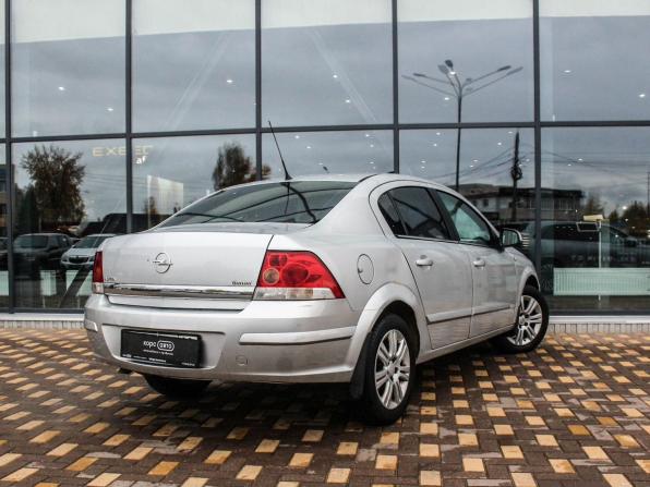 Opel Astra H Рестайлинг с пробегом 2010 года, цена 580 000 рублей, 119500 км, седан, Автокод Объявления