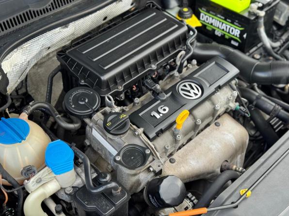 Volkswagen Jetta VI Рестайлинг с пробегом 2014 года, цена 930 000 рублей, 236600 км, седан, Автокод Объявления