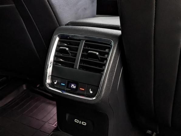 Skoda Octavia IV (A8) с пробегом 2021 года, цена 2 199 000 рублей, 101847 км, лифтбек, Автокод Объявления