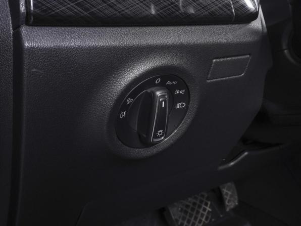 Volkswagen Polo VI с пробегом 2022 года, цена 1 680 000 рублей, 76204 км, лифтбек, Автокод Объявления