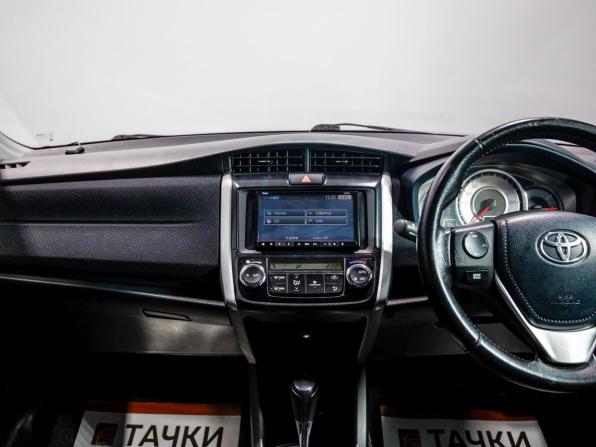 Toyota Corolla XI (E160 E170 E180) с пробегом 2014 года, цена 1 330 000 рублей, 151481 км, универсал, Автокод Объявления