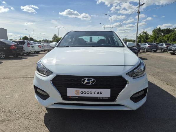 Hyundai Solaris II с пробегом 2017 года, цена 1 160 000 рублей, 161628 км, седан, Автокод Объявления