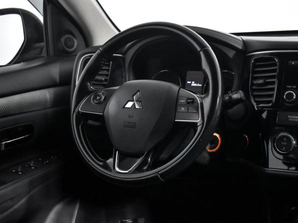 Mitsubishi Outlander III Рестайлинг 2 с пробегом 2017 года, цена 1 339 000 рублей, 223000 км, внедорожник, Автокод Объявления