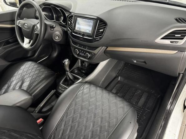 Lada (ВАЗ) Vesta I с пробегом 2018 года, цена 900 000 рублей, 62223 км, седан, Автокод Объявления