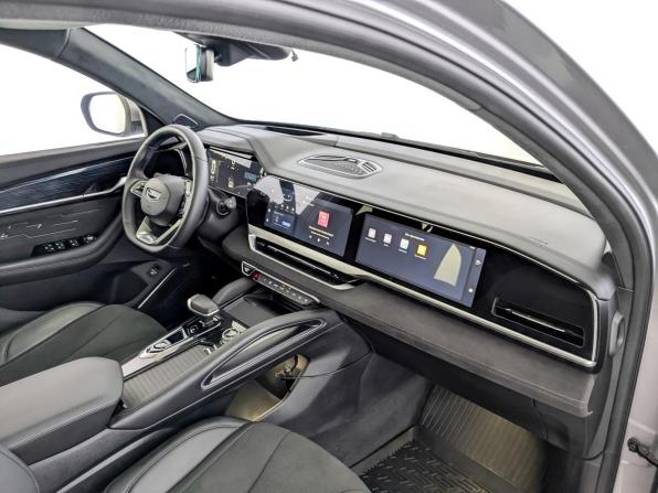 Geely Monjaro I с пробегом 2024 года, цена 3 430 000 рублей, 38780 км, внедорожник, Автокод Объявления