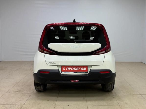 Kia Soul III с пробегом 2022 года, цена 2 030 000 рублей, 57779 км, хэтчбек, Автокод Объявления