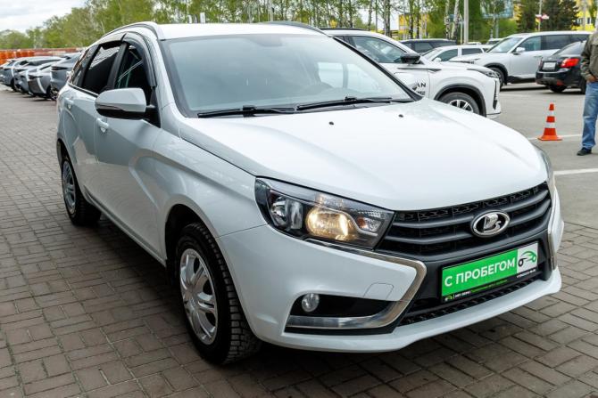 Lada (ВАЗ) Vesta I с пробегом 2022 года, цена 1 206 000 рублей, 42000 км, универсал, Автокод Объявления