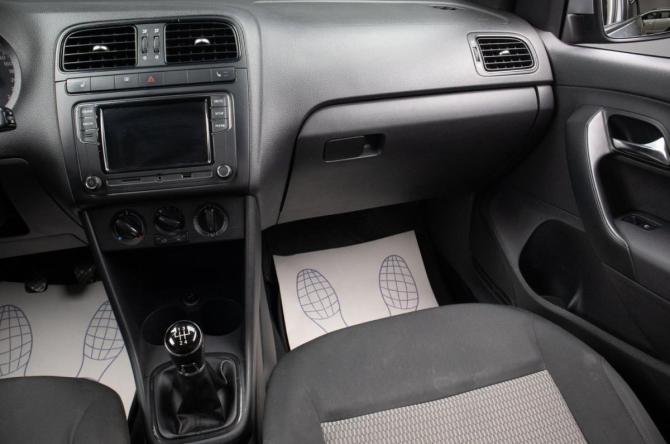 Volkswagen Polo V с пробегом 2011 года, цена 659 000 рублей, 210533 км, седан, Автокод Объявления