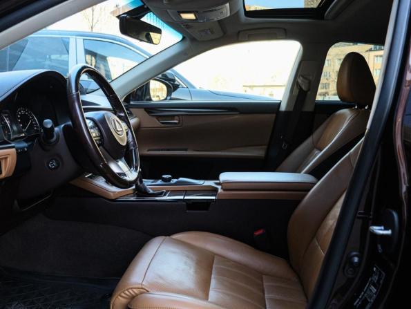 Lexus ES VI Рестайлинг с пробегом 2015 года, цена 2 440 000 рублей, 132700 км, седан, Автокод Объявления