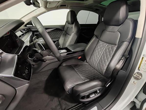 Audi S8 IV (D5) Рестайлинг с пробегом 2023 года, цена 16 500 000 рублей, 10750 км, седан, Автокод Объявления