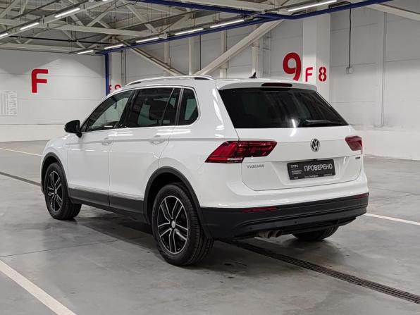 Volkswagen Tiguan II с пробегом 2018 года, цена 2 384 000 рублей, 136283 км, внедорожник, Автокод Объявления