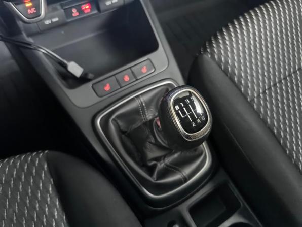 Kia Rio IV с пробегом 2019 года, цена 1 111 000 рублей, 201899 км, хэтчбек, Автокод Объявления