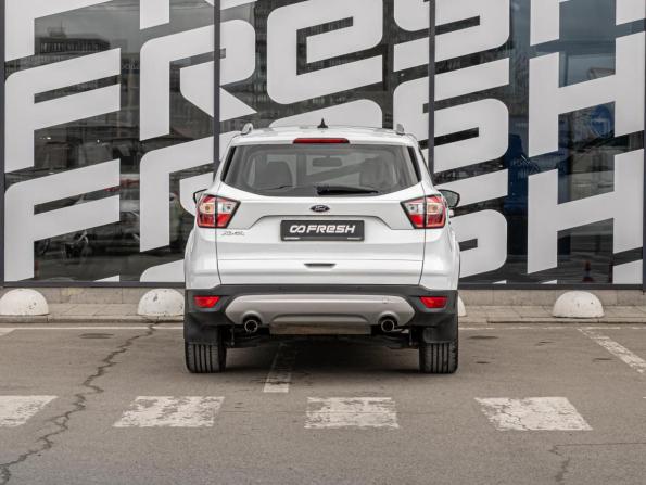 Ford Kuga II Рестайлинг с пробегом 2018 года, цена 1 688 000 рублей, 180327 км, внедорожник, Автокод Объявления