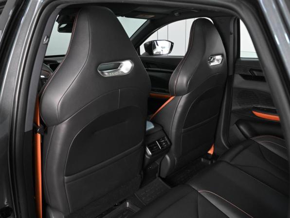 Changan UNI-V I с пробегом 2023 года, цена 2 279 000 рублей, 31119 км, лифтбек, Автокод Объявления