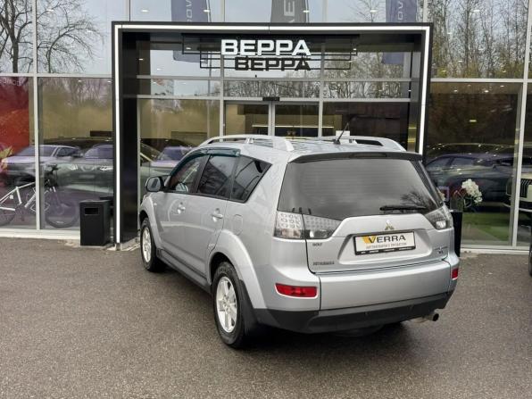 Mitsubishi Outlander II с пробегом 2008 года, цена 950 000 рублей, 225327 км, внедорожник, Автокод Объявления